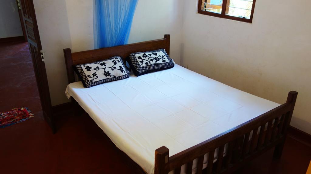 Little White House Otel Trincomalee Dış mekan fotoğraf