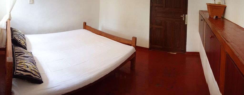 Little White House Otel Trincomalee Dış mekan fotoğraf